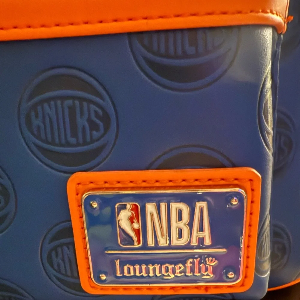 Brand NWT New York Knicks Loungefly backpack